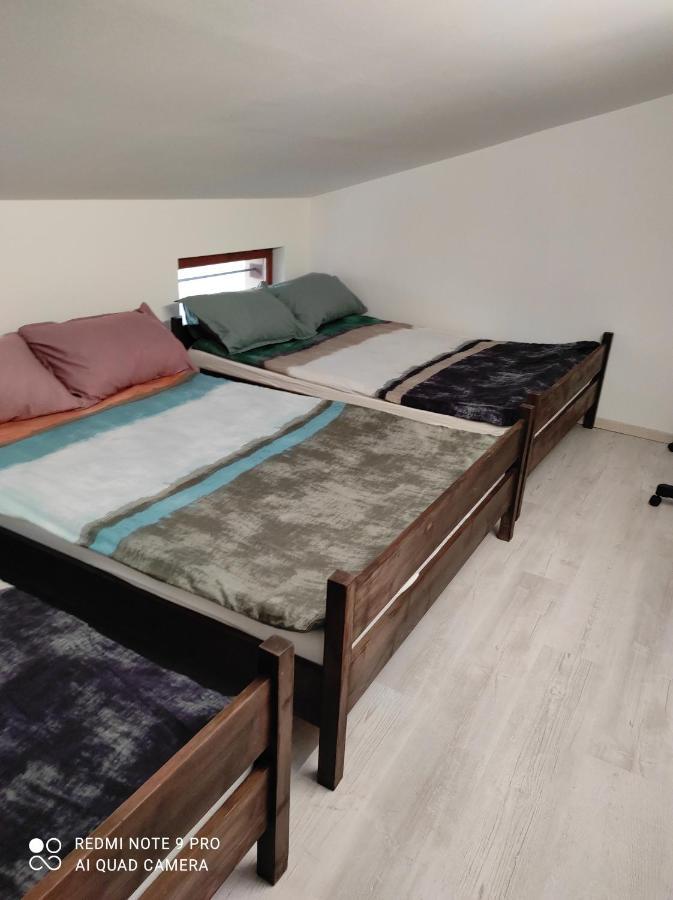 Apartma איזולה מראה חיצוני תמונה